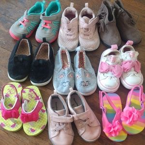 Kids size 6 shoe lot!